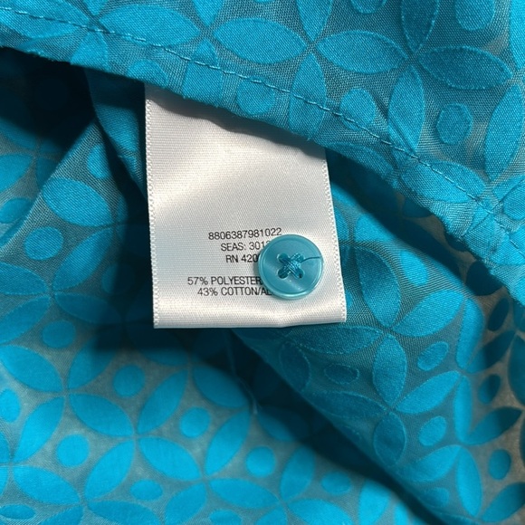 ATTENTION Semi Sheer Short Sleeve Button Down Blouse in Blue Size Large - Picture 5 of 8